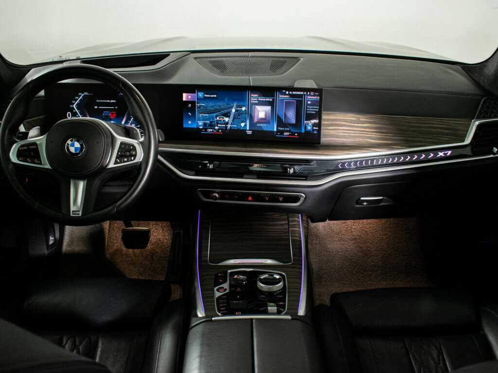 BMW X7 с пробегом — 2022 год. Фото: #10