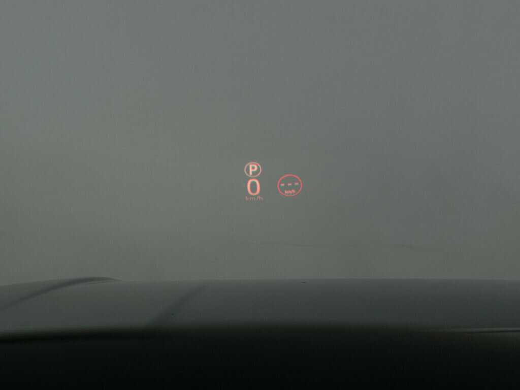 Land Rover Range Rover с пробегом — 2015 год. Фото: #18