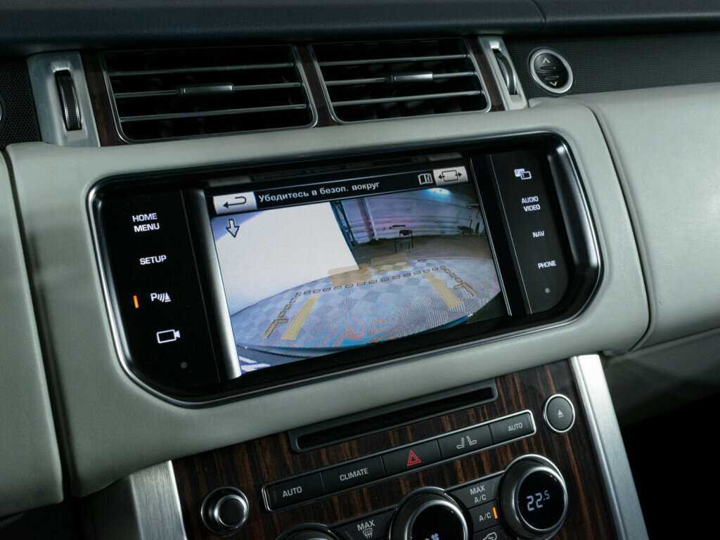 Land Rover Range Rover с пробегом — 2015 год. Фото: #19