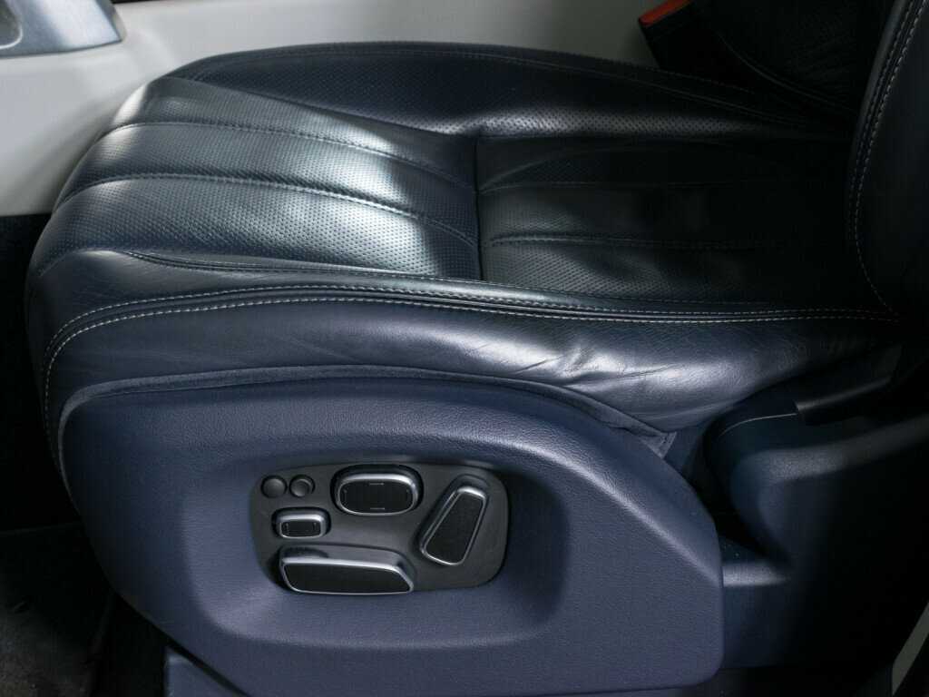 Land Rover Range Rover с пробегом — 2015 год. Фото: #20