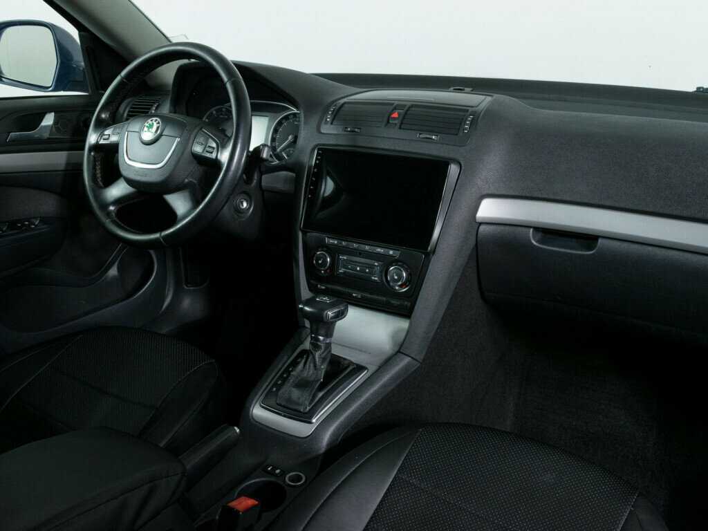 Skoda Octavia с пробегом — 2011 год. Фото: #7