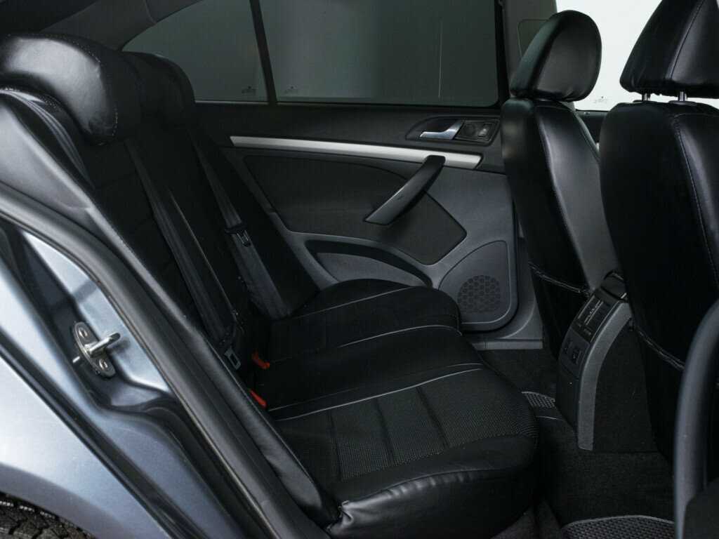 Skoda Octavia с пробегом — 2011 год. Фото: #9