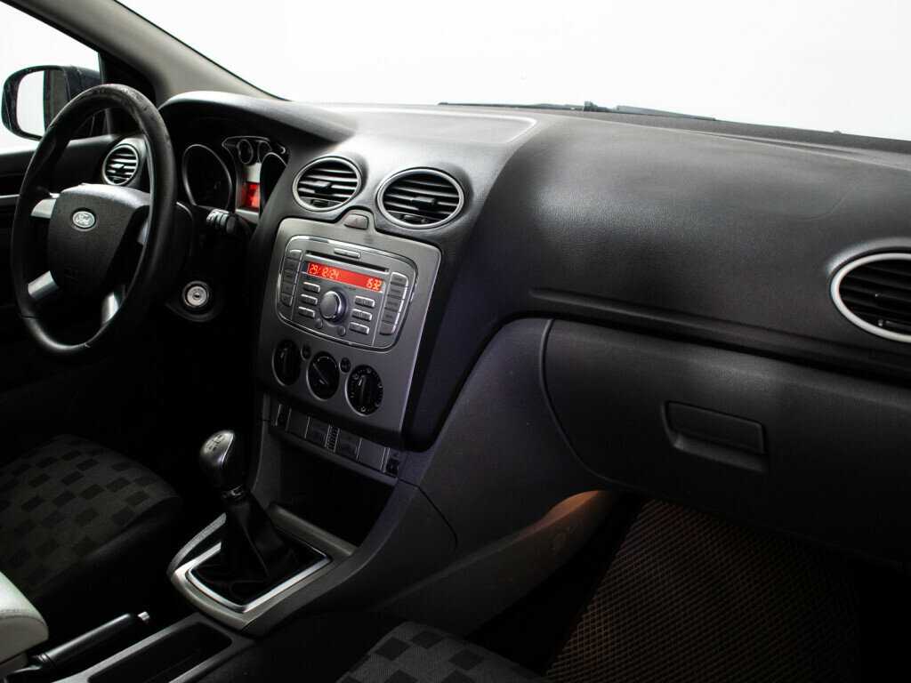 Ford Focus с пробегом — 2009 год. Фото: #8