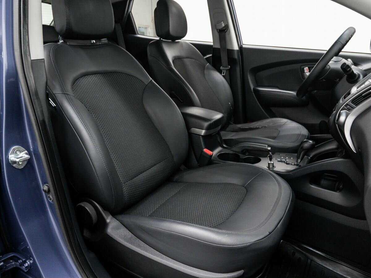 Hyundai ix35 с пробегом — 2012 год. Фото: #6