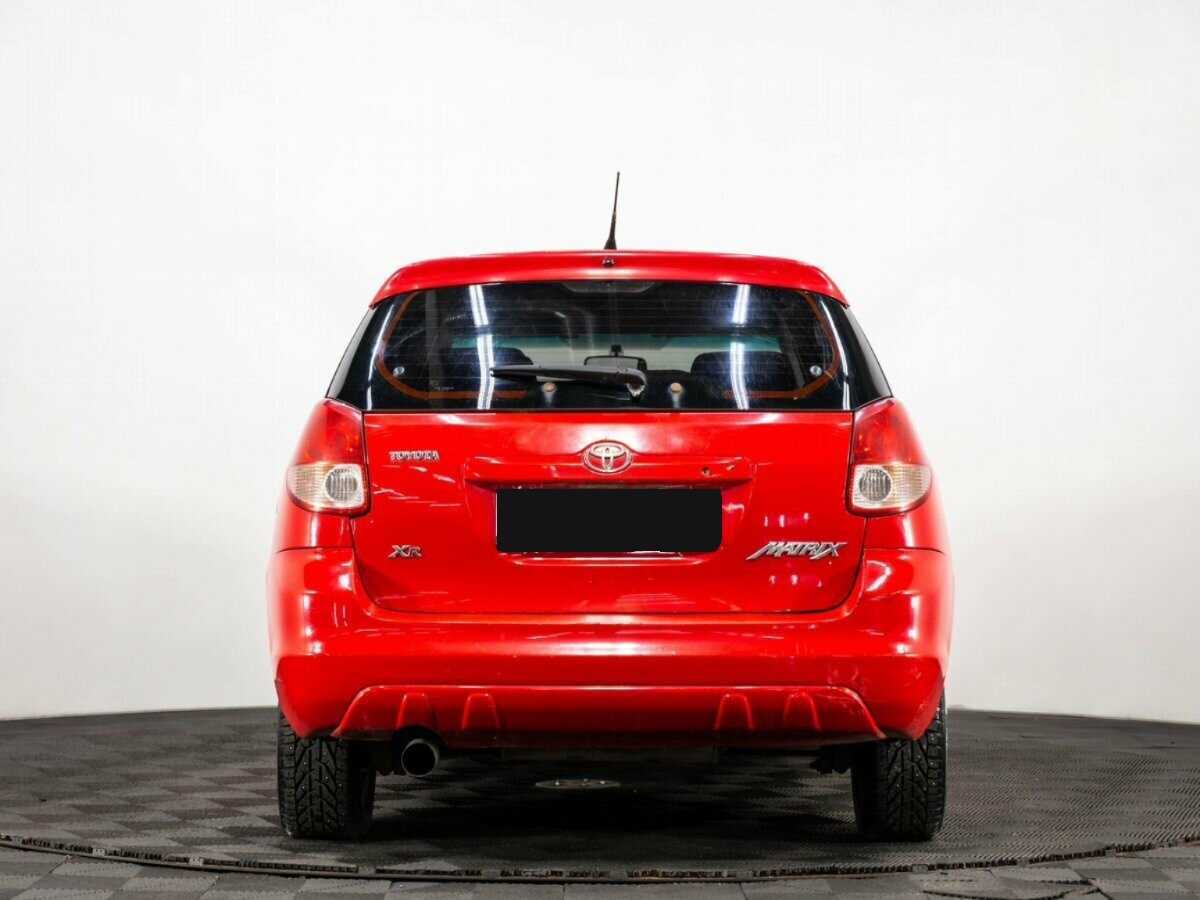 Toyota Matrix с пробегом — 2002 год. Фото: #4