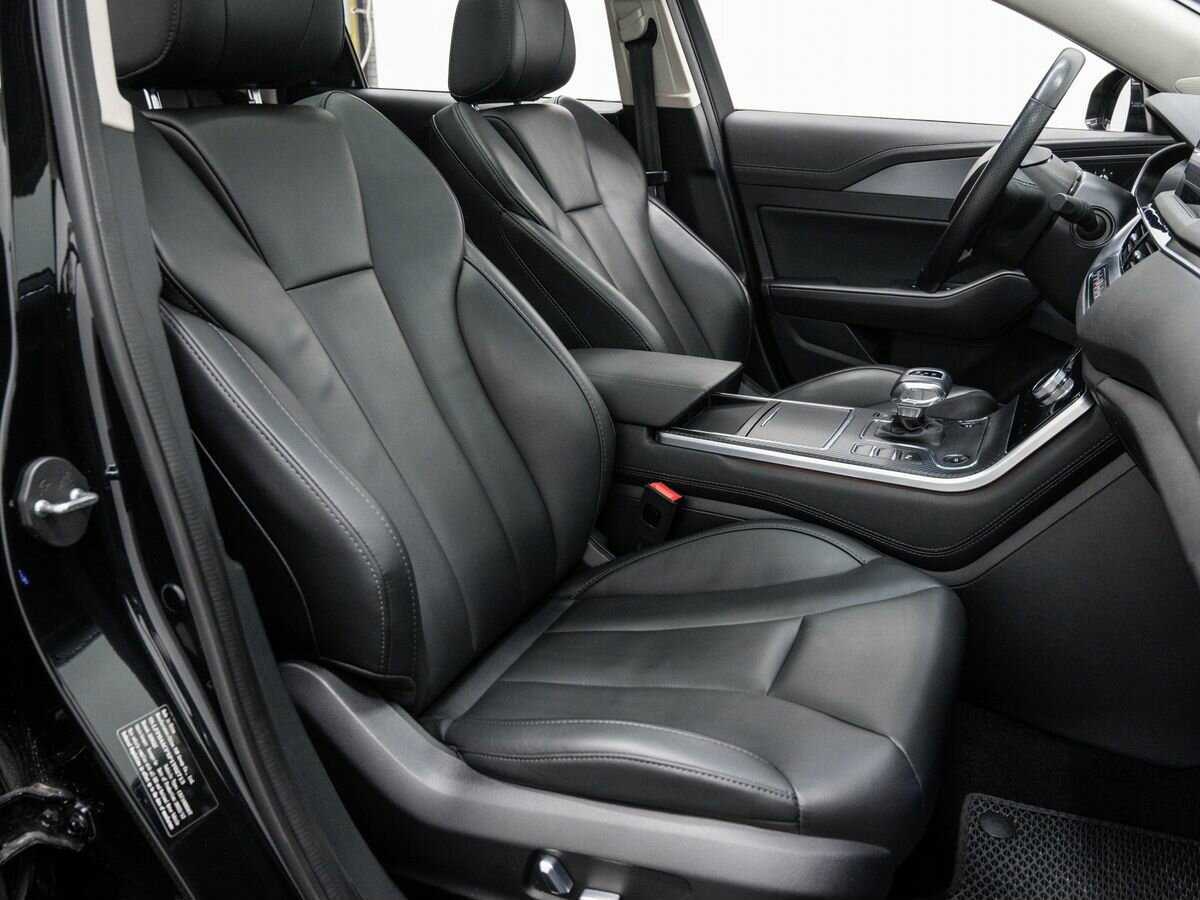 Hongqi H5 с пробегом — 2022 год. Фото: #8