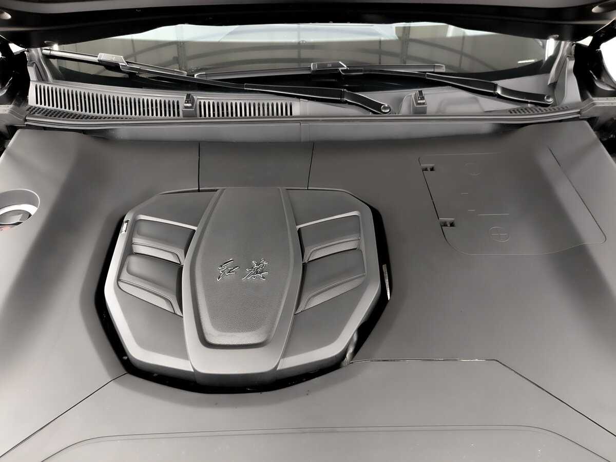 Hongqi HS5 с пробегом — 2024 год. Фото: #8