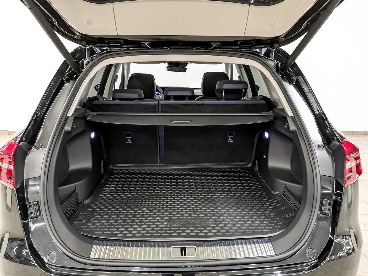 Hongqi HS5 с пробегом — 2024 год. Фото: #9