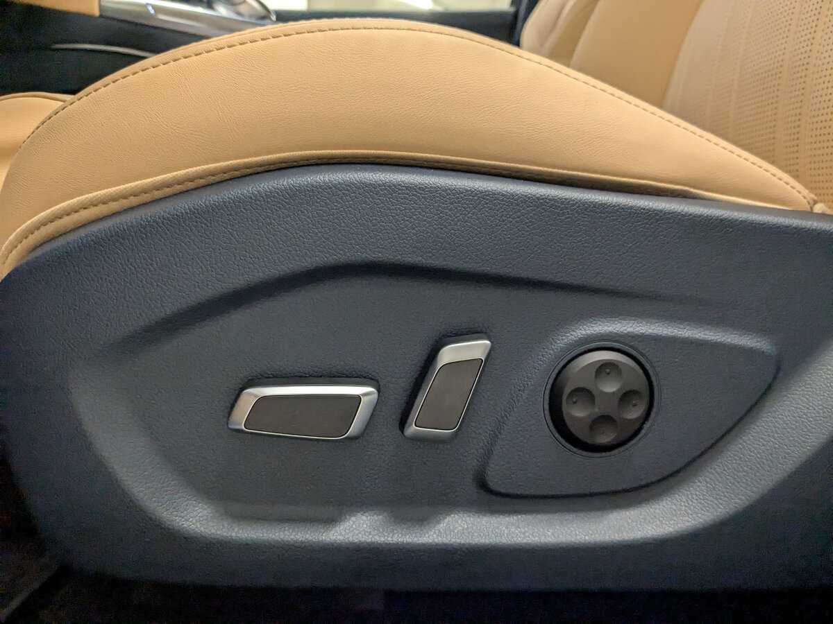 Voyah Free с пробегом — 2023 год. Фото: #18