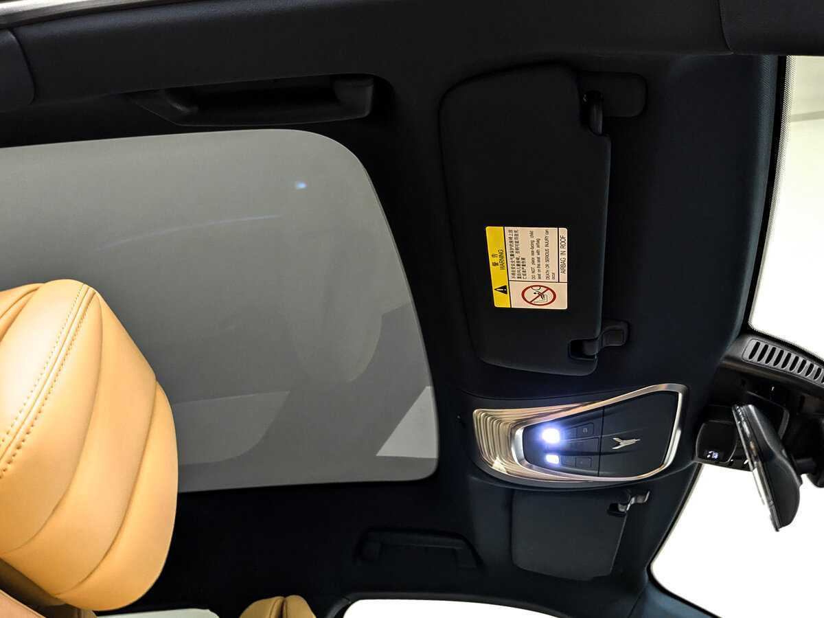 Voyah Free с пробегом — 2023 год. Фото: #20