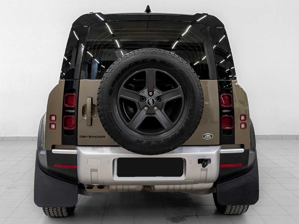 Land Rover Defender с пробегом — 2021 год. Фото: #5