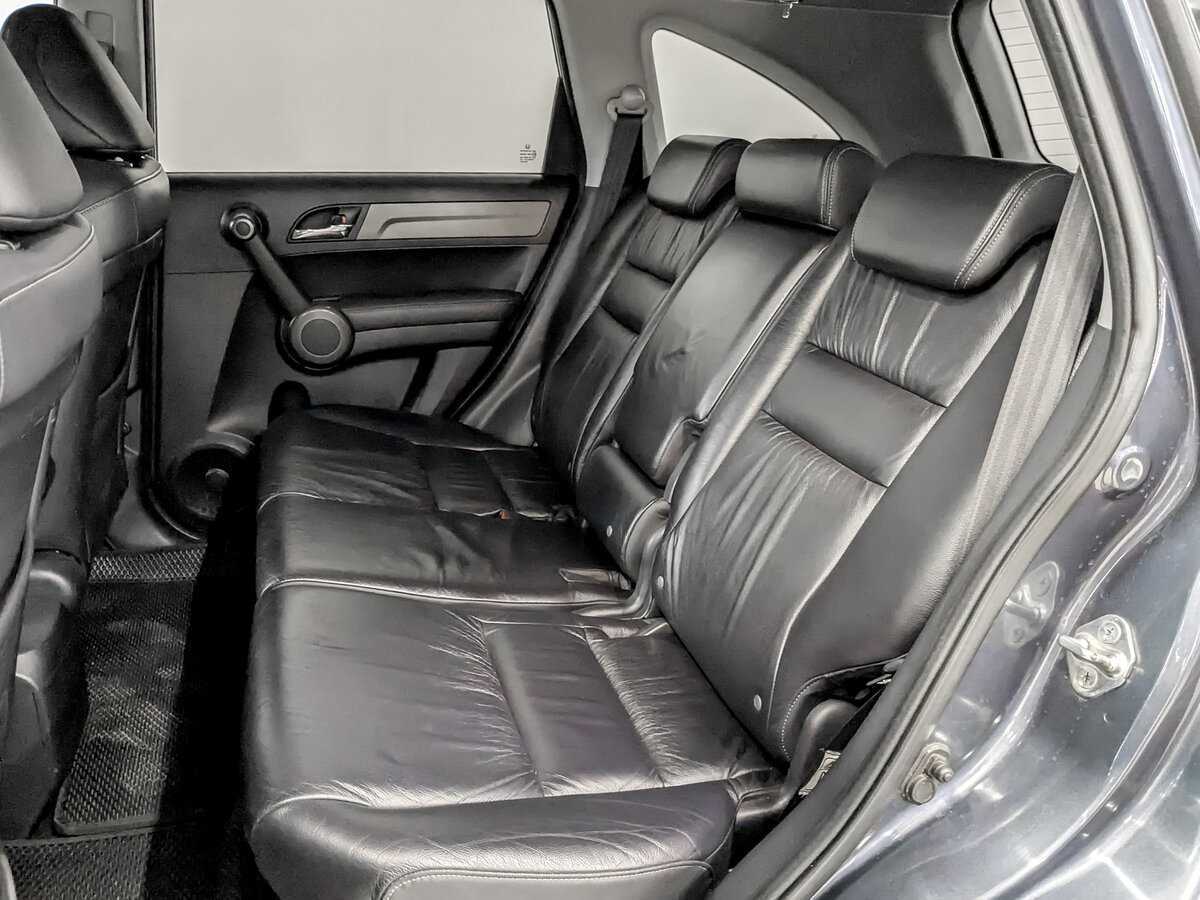 Honda CR-V с пробегом — 2011 год. Фото: #11