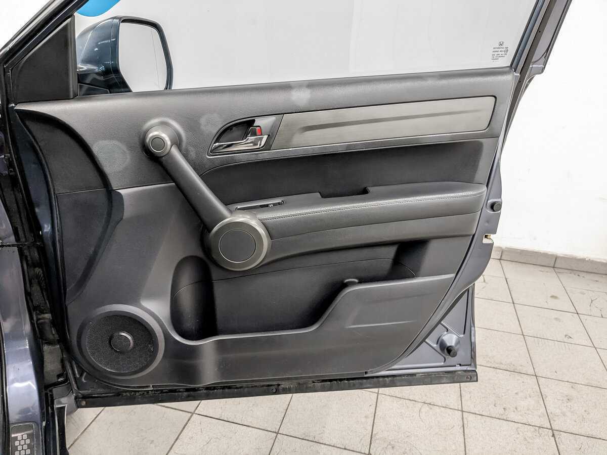 Honda CR-V с пробегом — 2011 год. Фото: #21