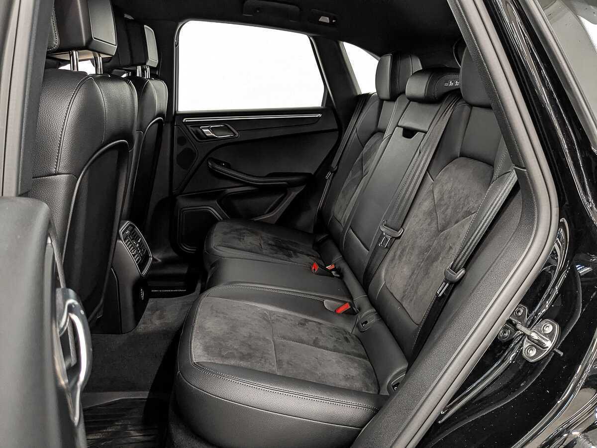 Porsche Macan с пробегом — 2018 год. Фото: #15