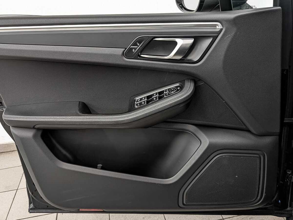 Porsche Macan с пробегом — 2018 год. Фото: #16