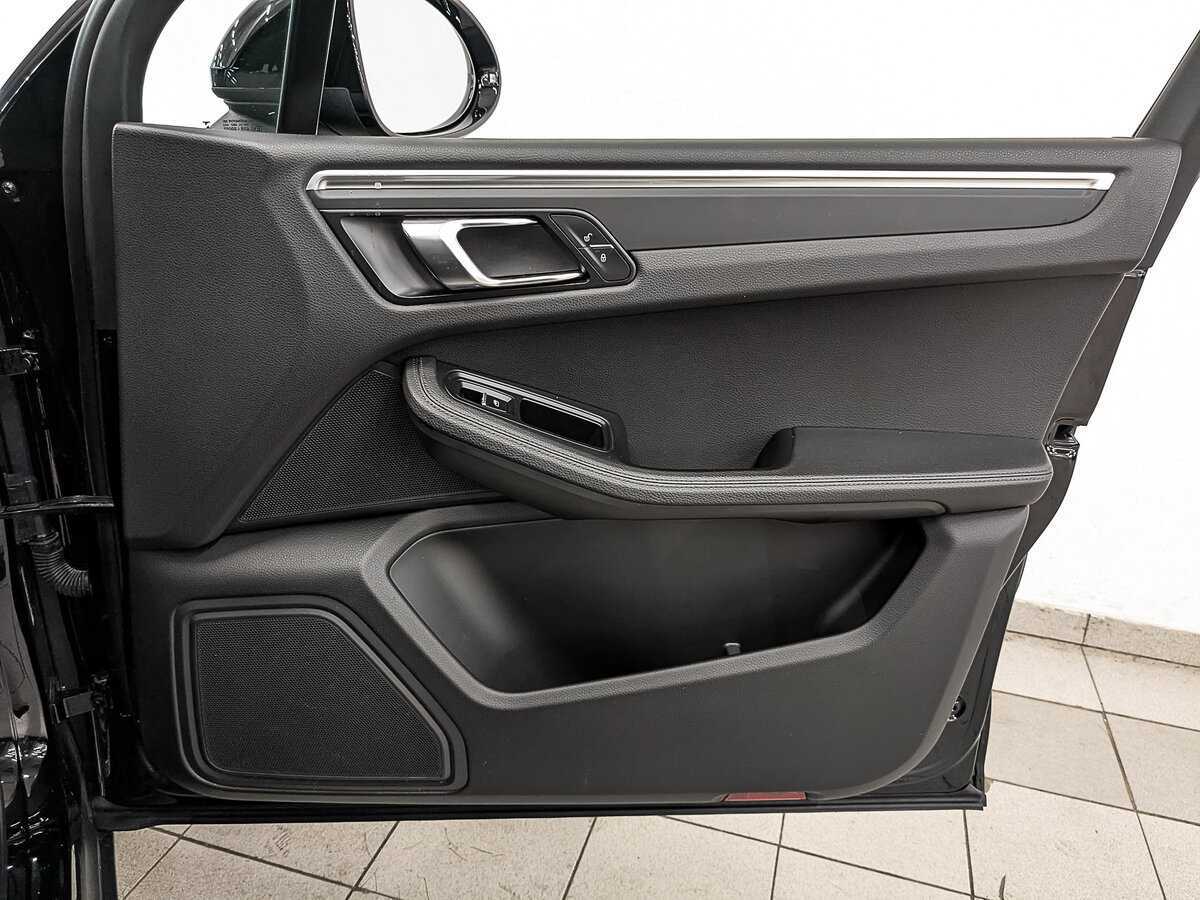 Porsche Macan с пробегом — 2018 год. Фото: #22