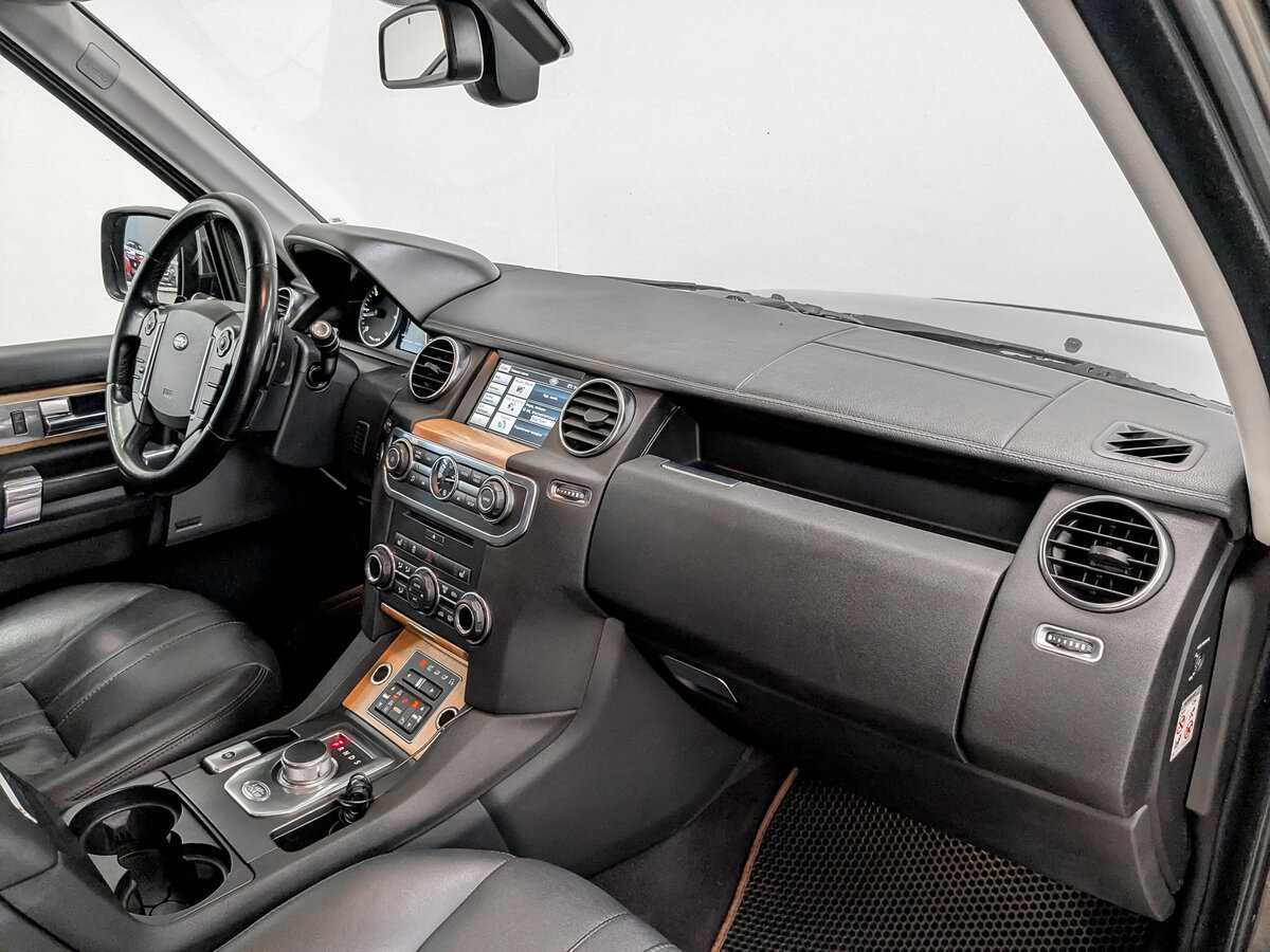 Land Rover Discovery с пробегом — 2013 год. Фото: #10