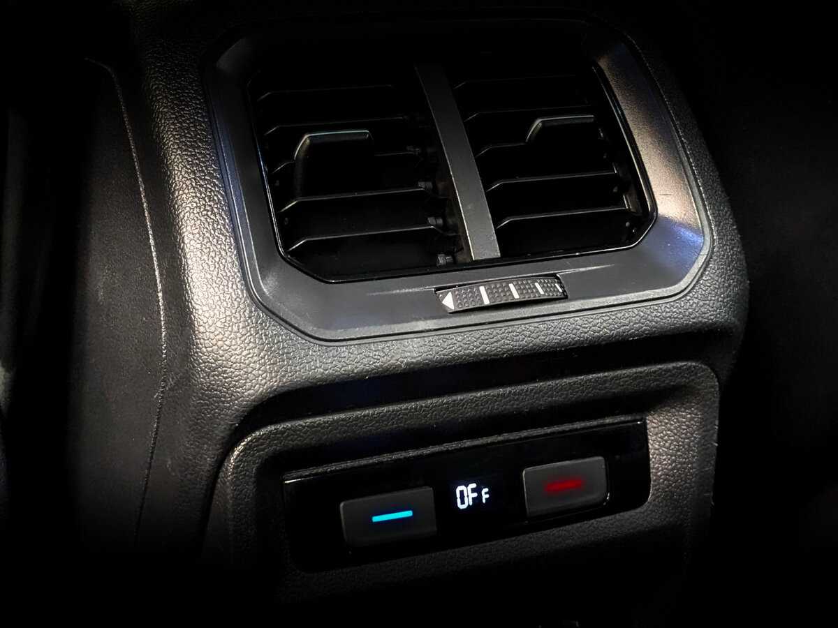 Volkswagen Tiguan с пробегом — 2021 год. Фото: #21