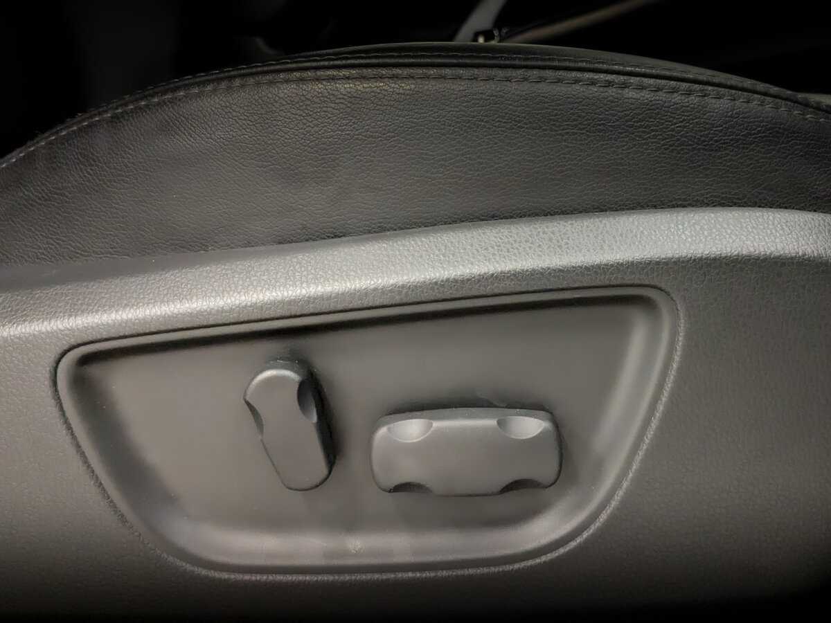 Mitsubishi Pajero Sport с пробегом — 2019 год. Фото: #21