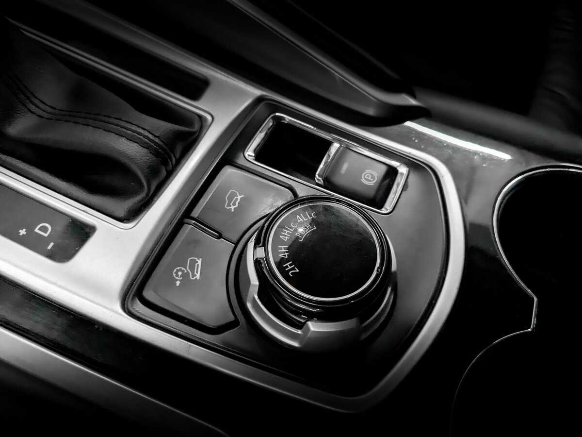 Mitsubishi Pajero Sport с пробегом — 2019 год. Фото: #25