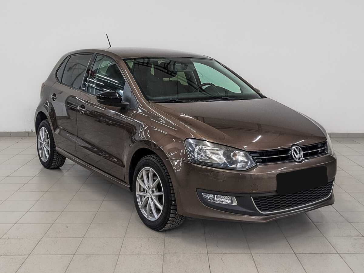 Volkswagen Polo с пробегом — 2011 год. Фото: #2