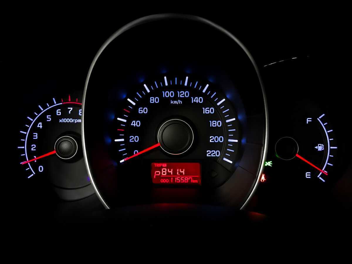 Kia Rio с пробегом — 2013 год. Фото: #12