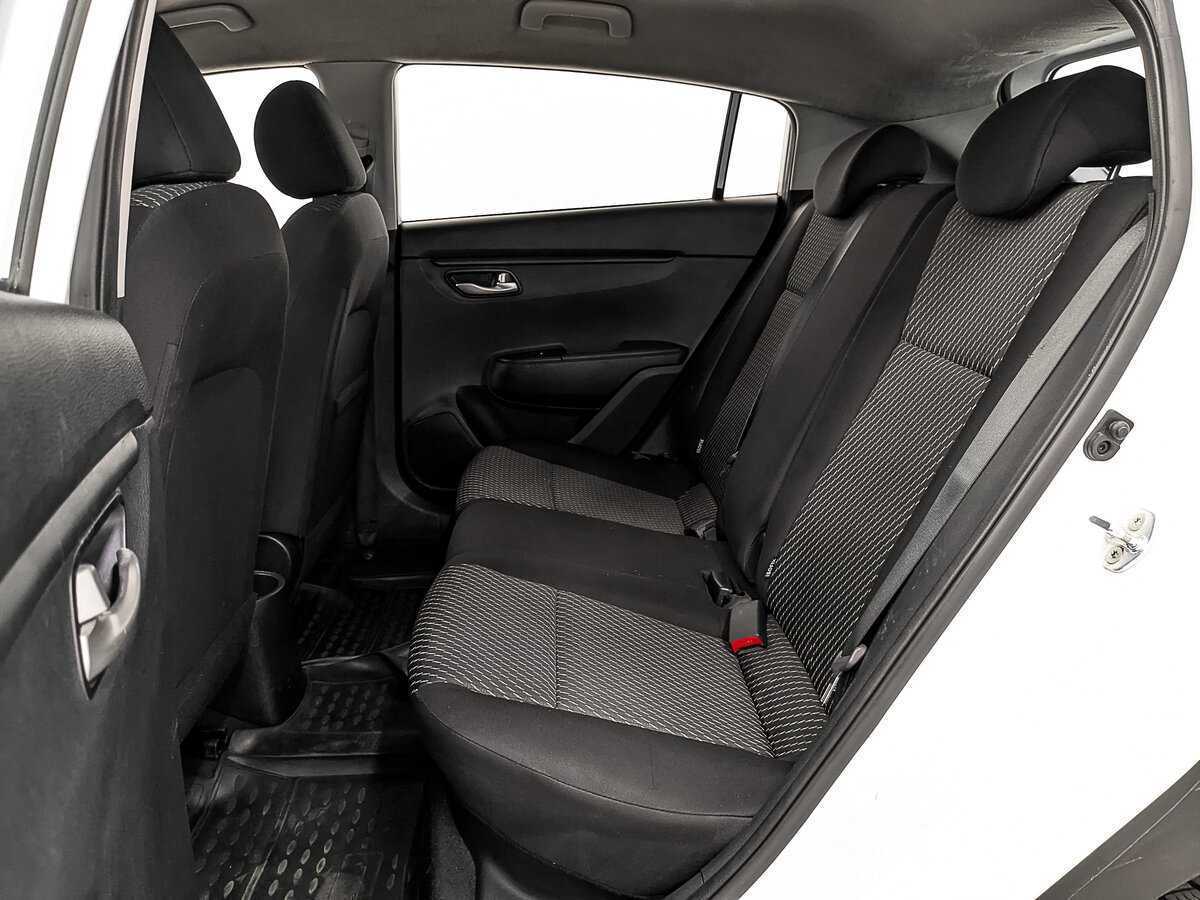 Kia Rio с пробегом — 2020 год. Фото: #14