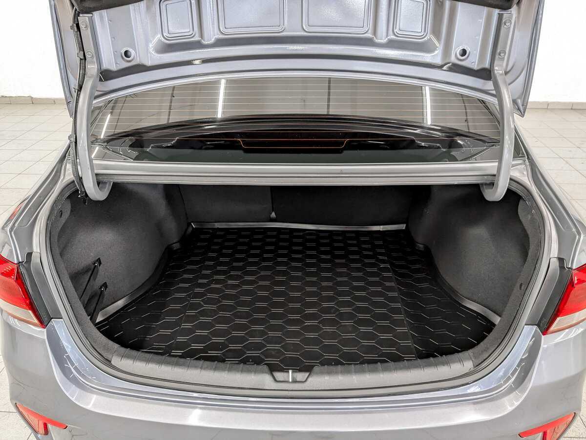 Kia Rio с пробегом — 2018 год. Фото: #9