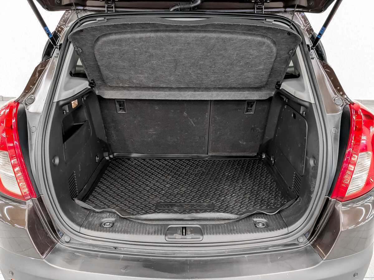 Opel Mokka с пробегом — 2014 год. Фото: #9