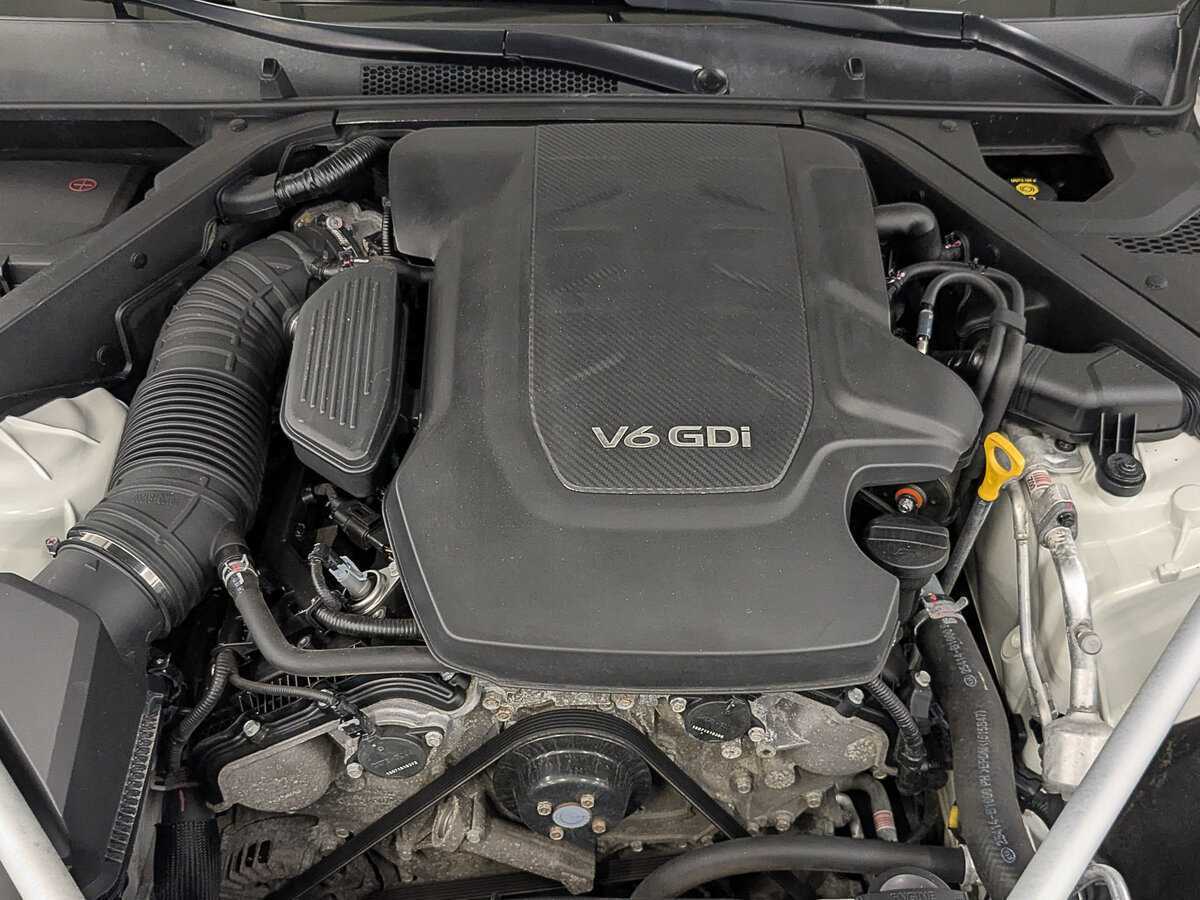 Kia K900 с пробегом — 2019 год. Фото: #8