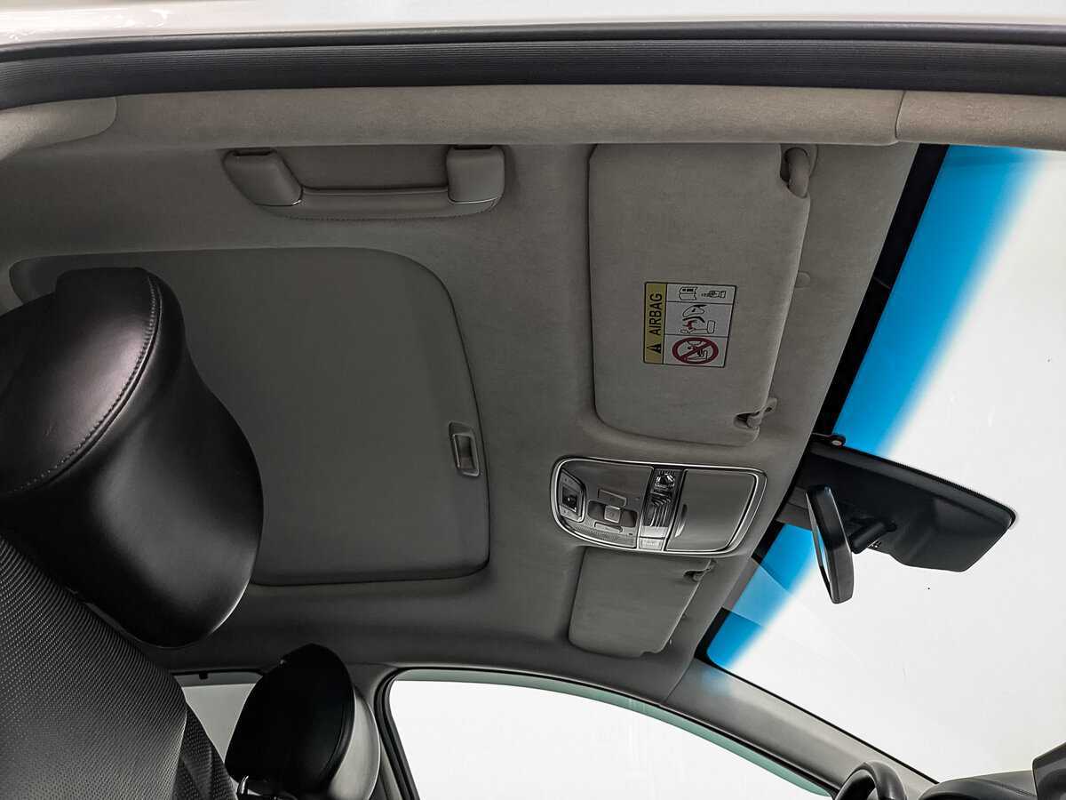 Kia K900 с пробегом — 2019 год. Фото: #19