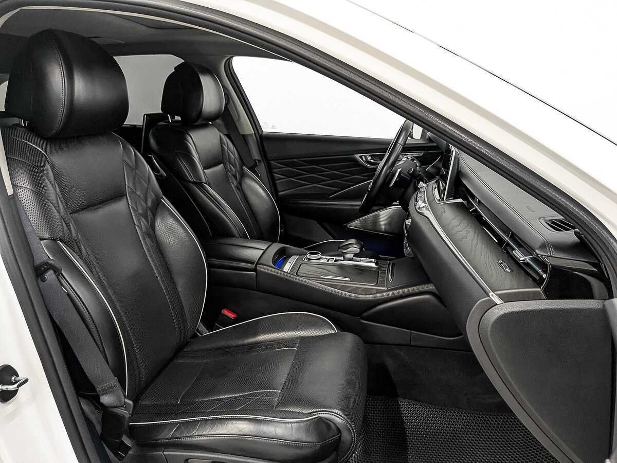 Kia K900 с пробегом — 2019 год. Фото: #20