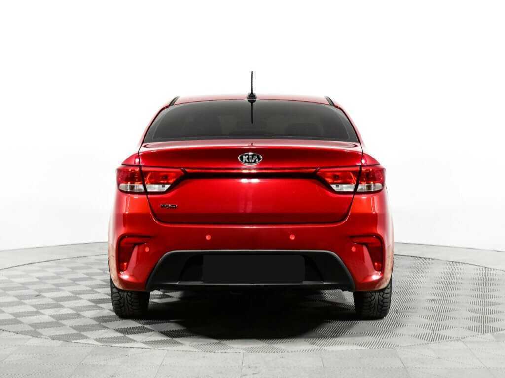 Kia Rio с пробегом — 2018 год. Фото: #5