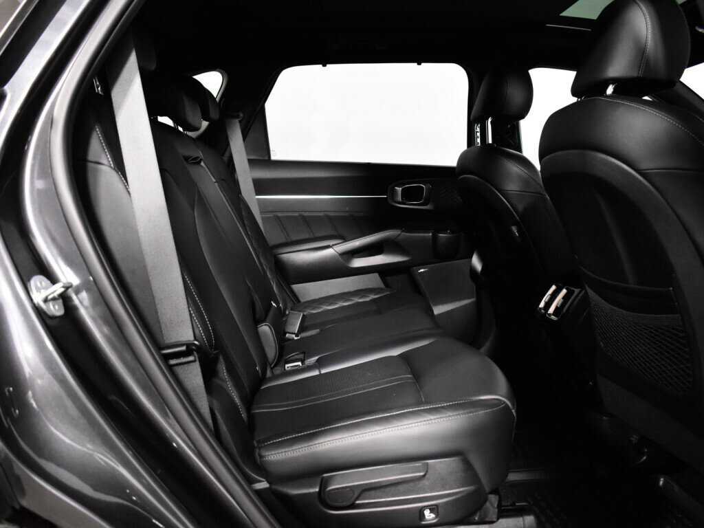 Kia Sorento с пробегом — 2022 год. Фото: #9