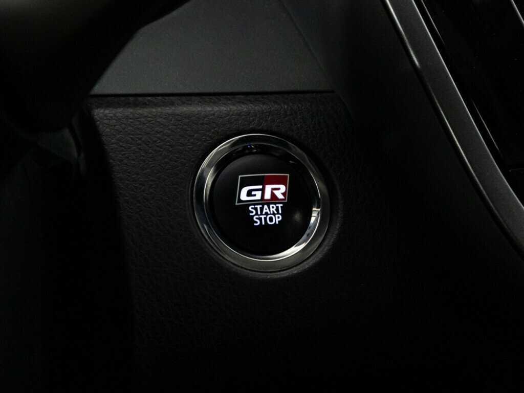 Toyota Camry с пробегом — 2021 год. Фото: #20