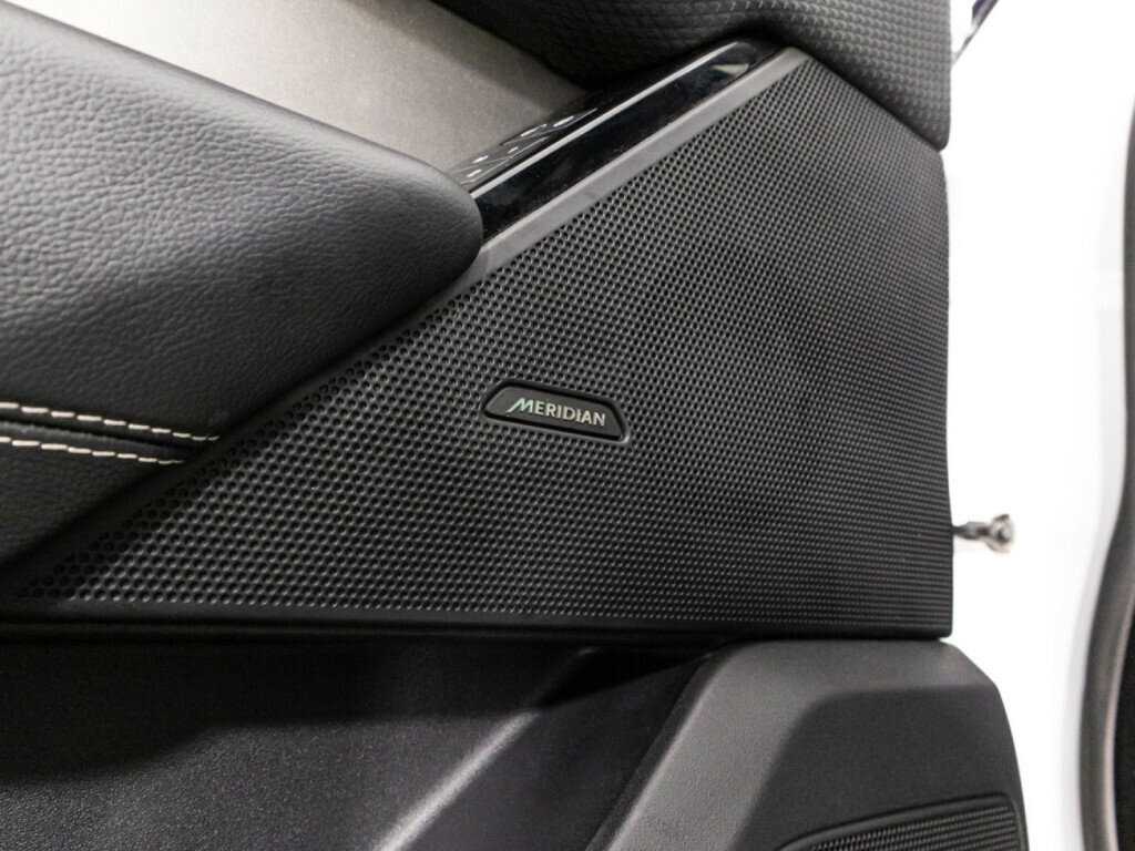 Land Rover Range Rover Velar с пробегом — 2019 год. Фото: #17