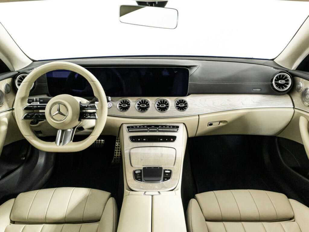 Mercedes-Benz E-Класс с пробегом — 2021 год. Фото: #12