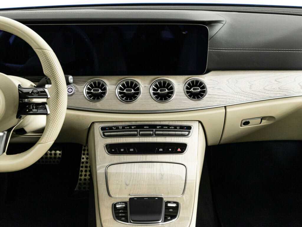 Mercedes-Benz E-Класс с пробегом — 2021 год. Фото: #13