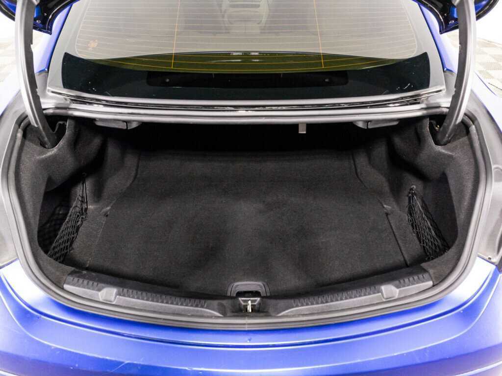 Mercedes-Benz E-Класс с пробегом — 2021 год. Фото: #14