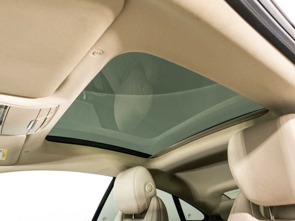 Mercedes-Benz E-Класс с пробегом — 2021 год. Фото: #25