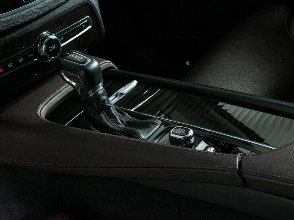 Volvo XC90 с пробегом — 2018 год. Фото: #11