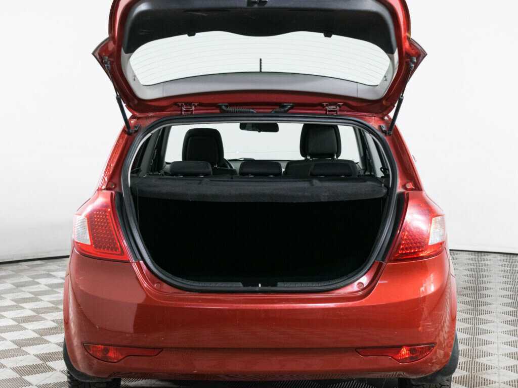 Kia Ceed с пробегом — 2011 год. Фото: #6