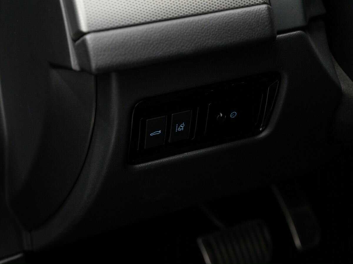 Jaguar XF с пробегом — 2016 год. Фото: #17