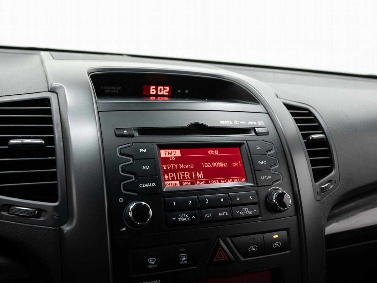 Kia Sorento с пробегом — 2010 год. Фото: #15