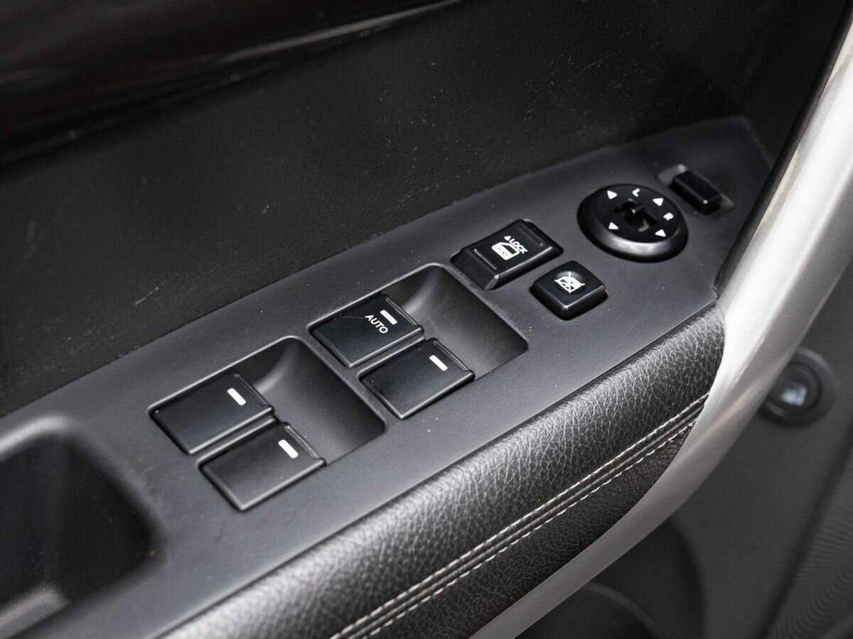 Kia Sorento с пробегом — 2010 год. Фото: #16