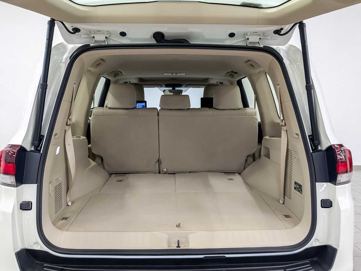 Toyota Land Cruiser с пробегом — 2022 год. Фото: #9