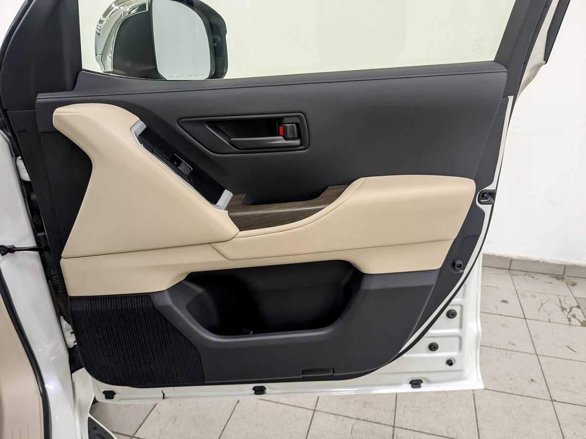 Toyota Land Cruiser с пробегом — 2022 год. Фото: #23