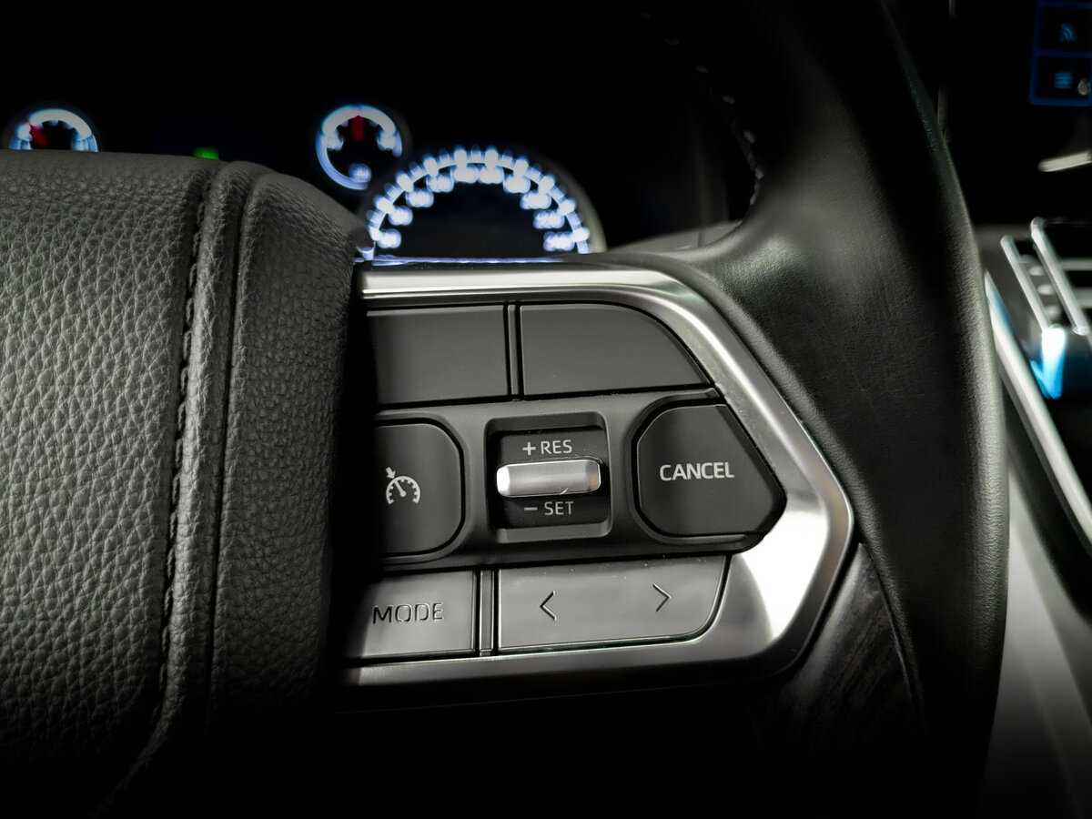 Toyota Land Cruiser с пробегом — 2022 год. Фото: #29