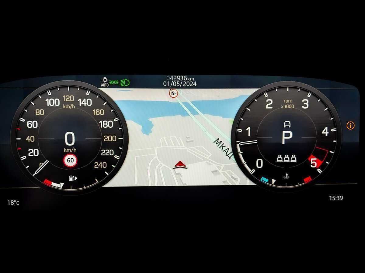 Land Rover Defender с пробегом — 2021 год. Фото: #12