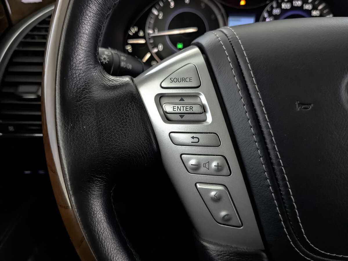 Infiniti QX80 с пробегом — 2018 год. Фото: #28